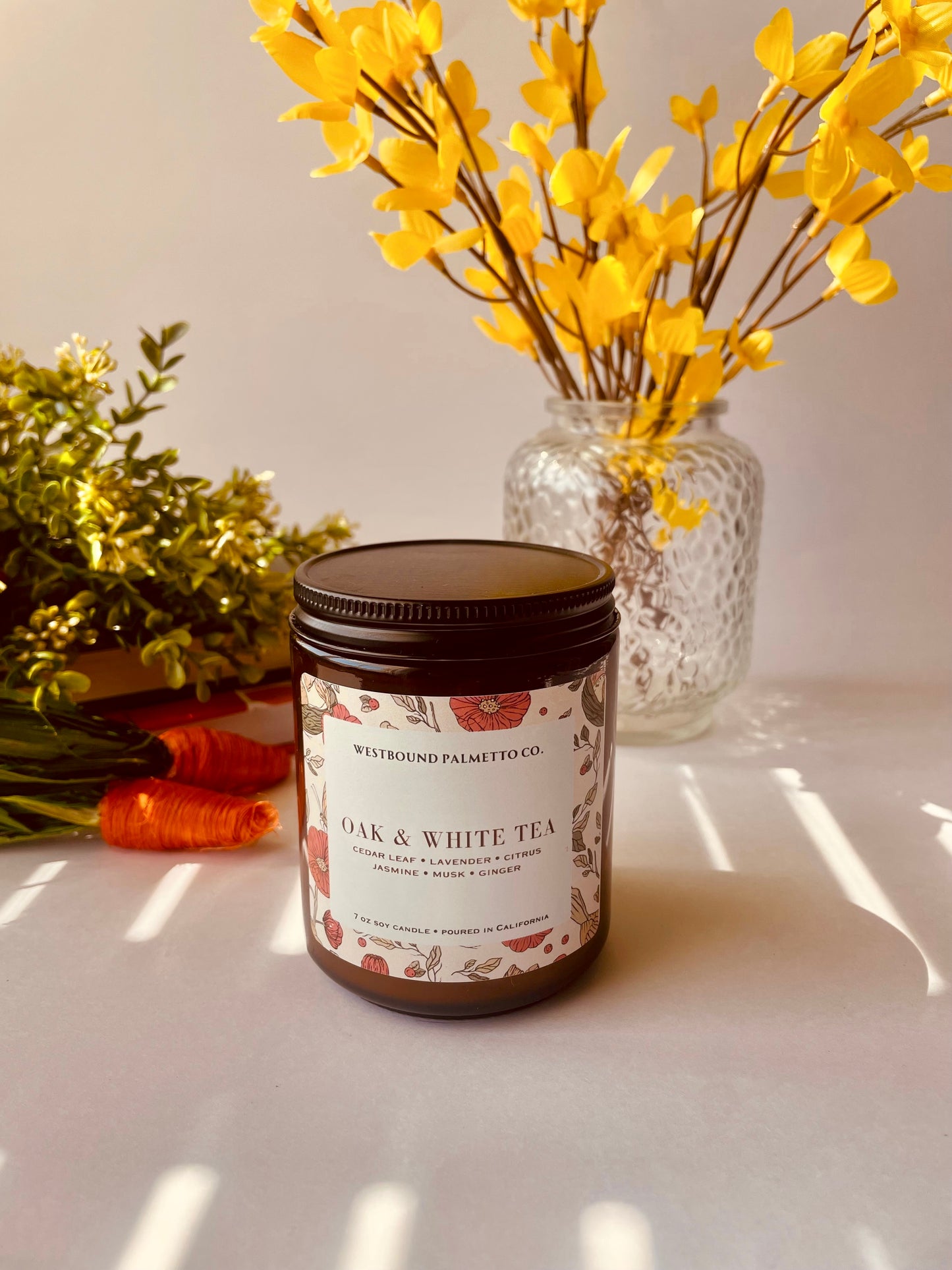 7 oz Oak and White Tea Candle