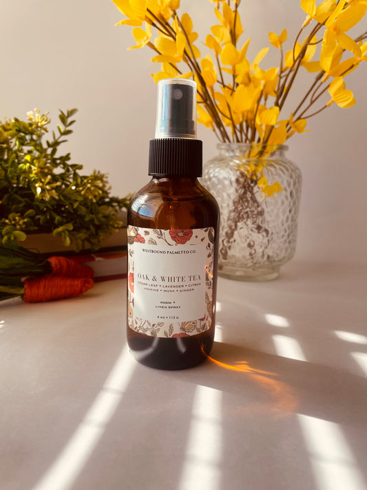 4 oz Oak & White Tea Room and Linen Spray