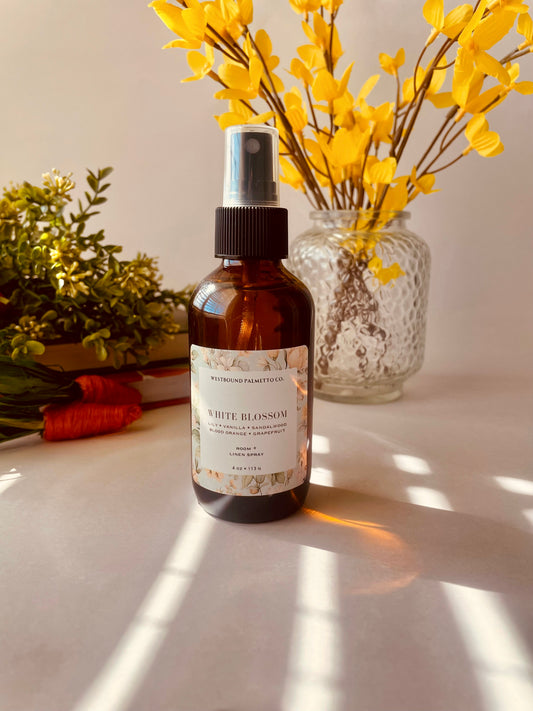 4 oz White Blossom Room and Linen Spray
